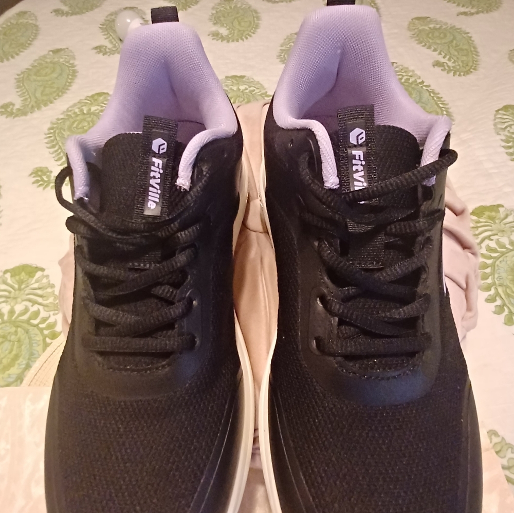 Womens FITVILLE, Ortho Sneaker 9.5 WIDE. New!